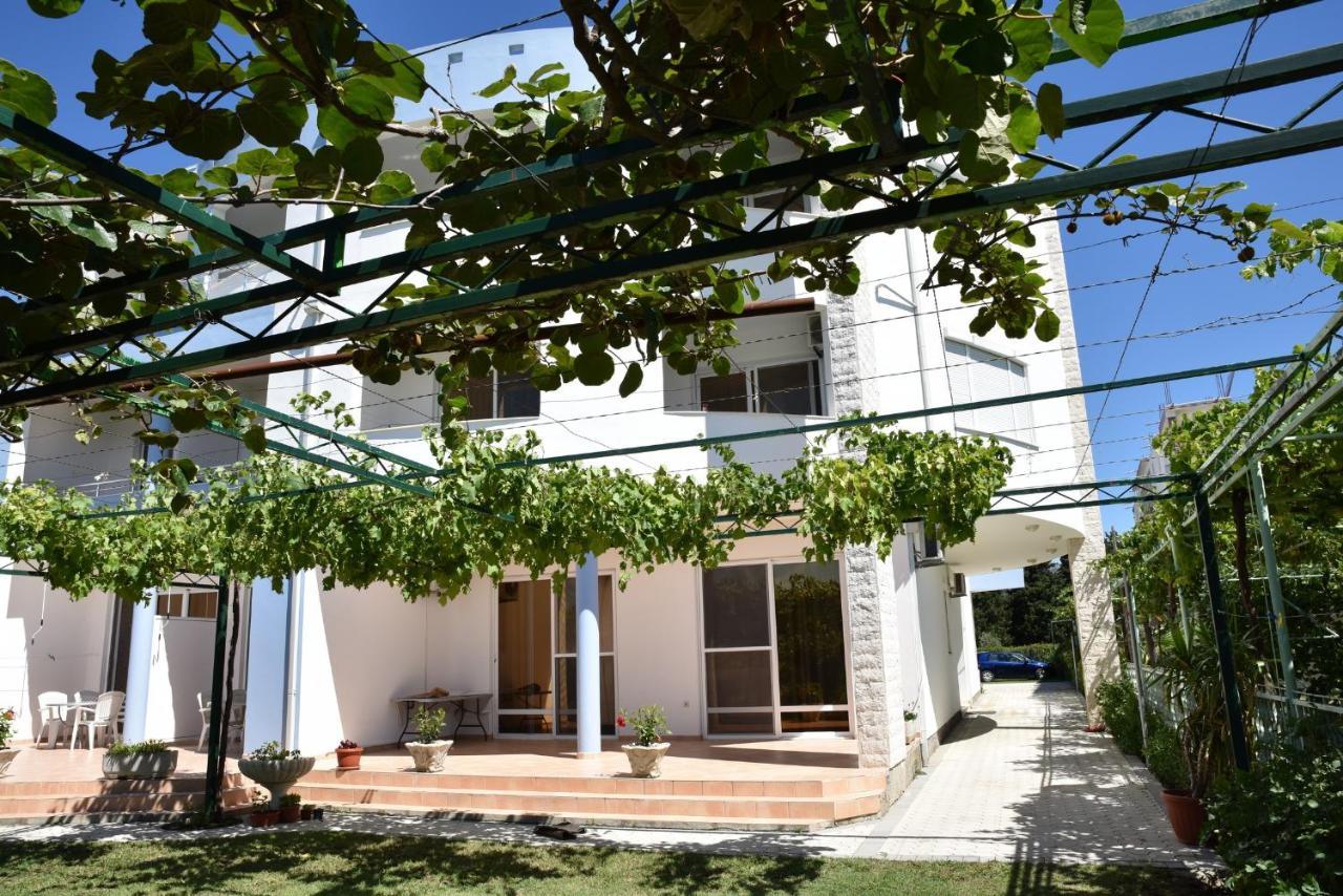 Apartments Fati & Flori Ulcinj Eksteriør billede