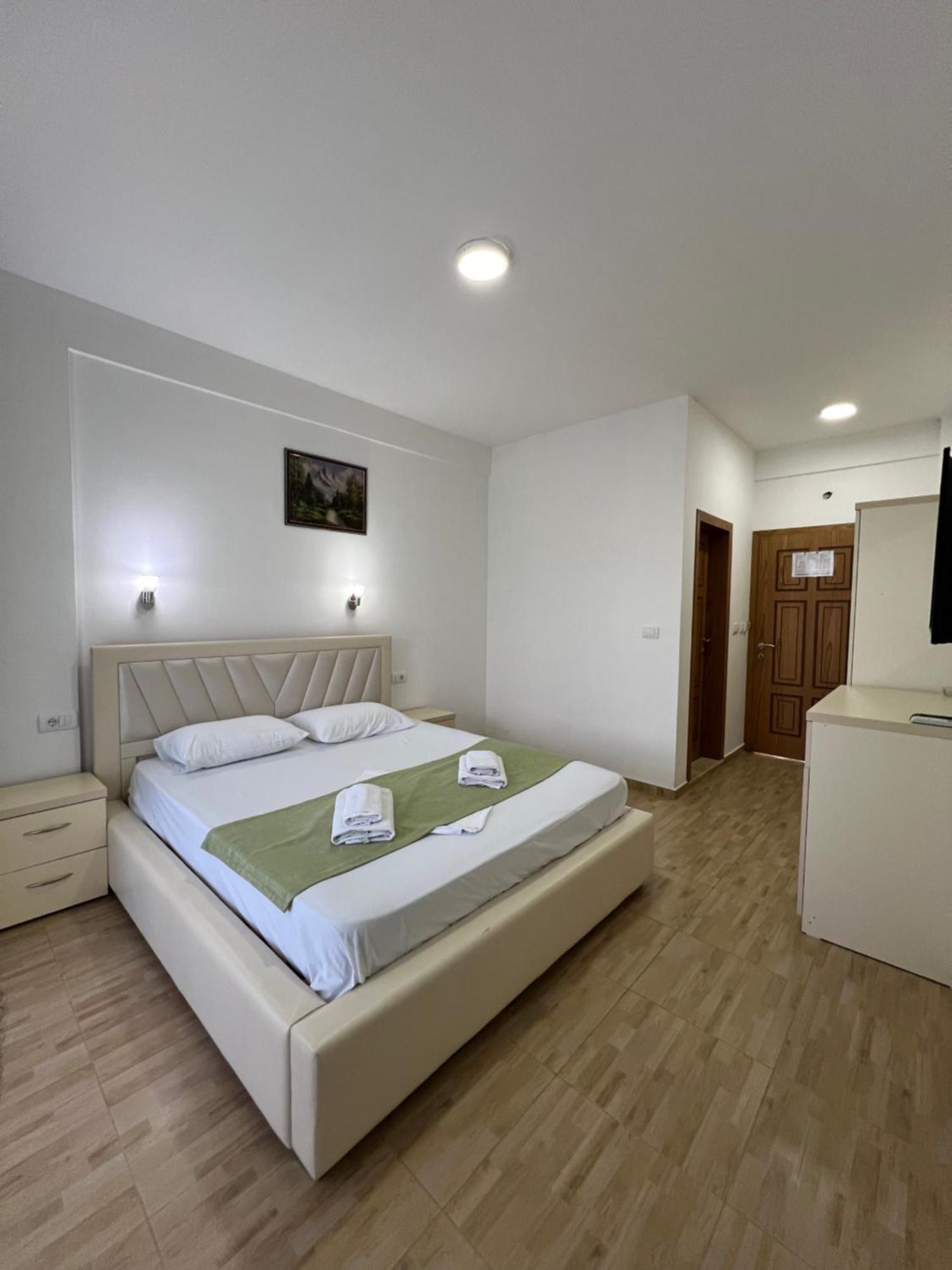 Apartments Fati & Flori Ulcinj Eksteriør billede
