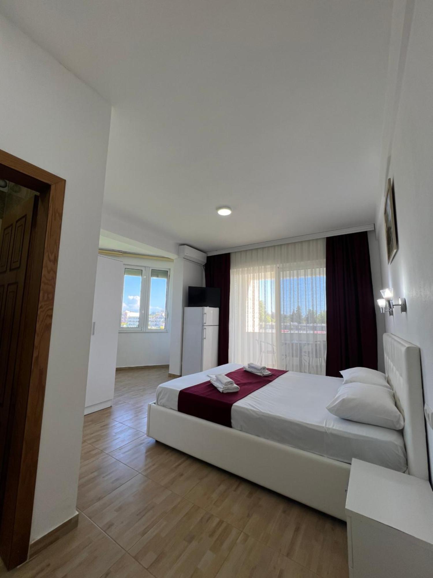 Apartments Fati & Flori Ulcinj Eksteriør billede